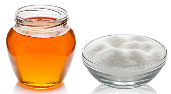 Per dolcificare è preferibile il miele o lo zucchero?